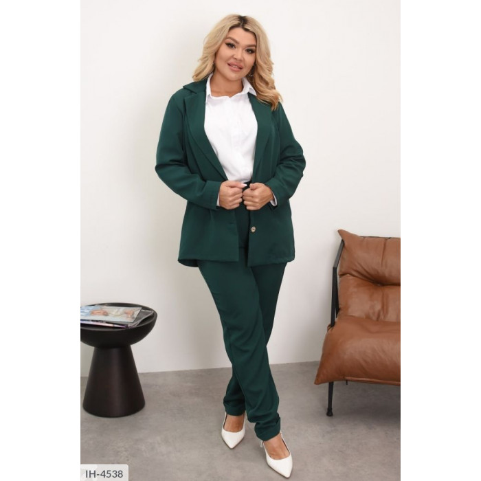Жіночі костюми Plus Size IH-4538 — впевненість і стиль