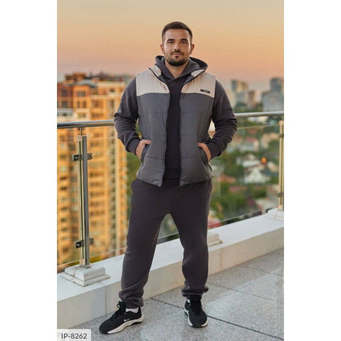 Модні чоловічі костюми IP-8262 — елегантність і стиль