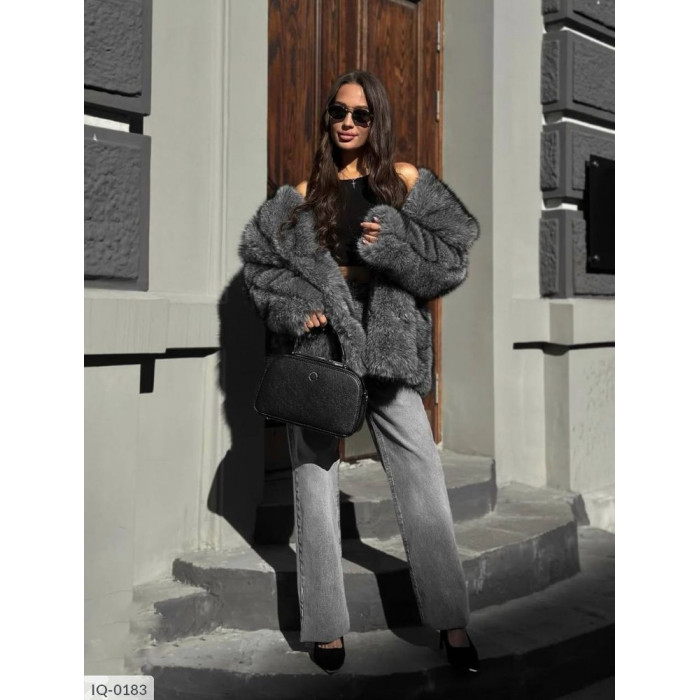 Верхній одяг IQ-0183 — тренди сезону для стильних жінок