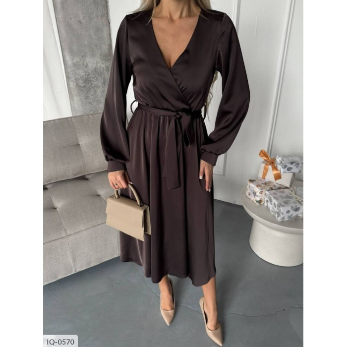 Модні сукні IQ-0570 — стиль, комфорт і жіночність у кожній деталі