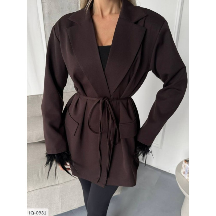 Модні піджаки IQ-0931 — елегантність і стиль кожного дня