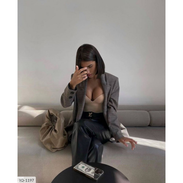 Боді IQ-1197 — сучасний стиль і зручність