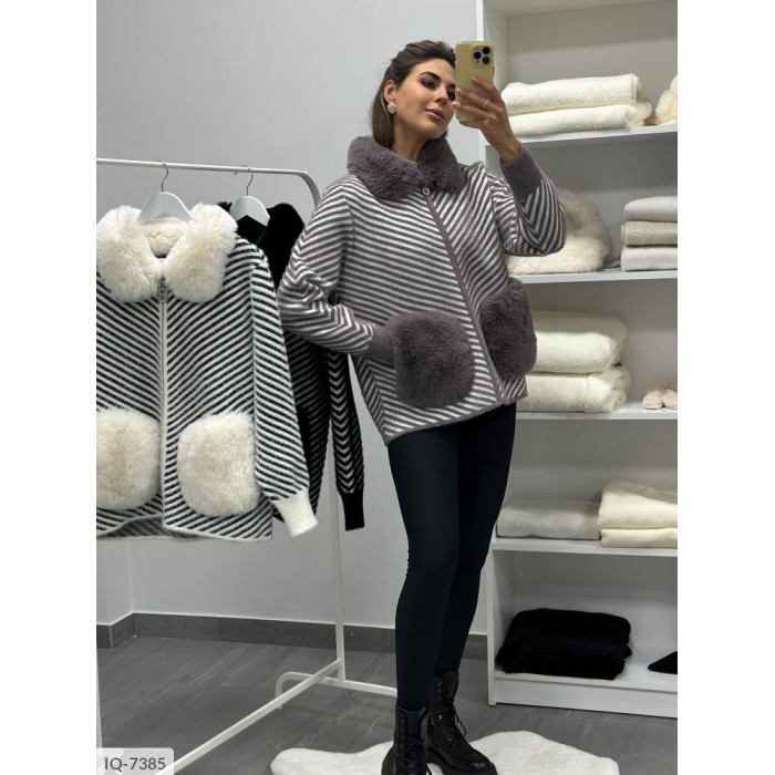 Верхній одяг великого розміру IQ-7385 — твій комфорт