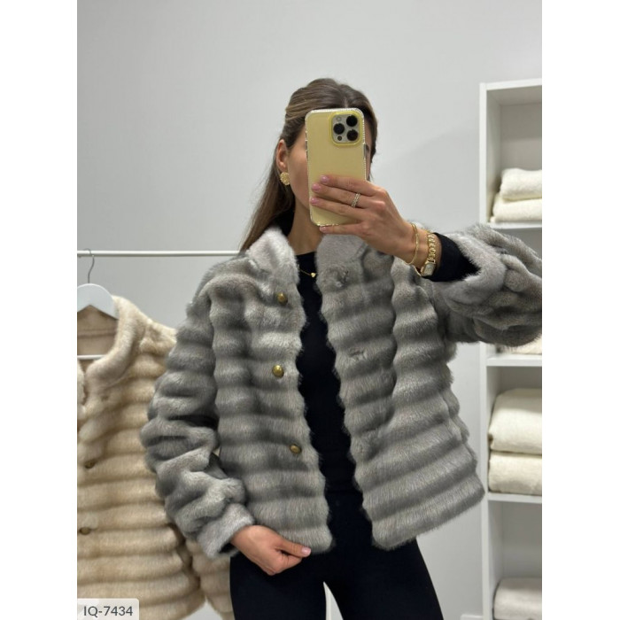 Верхній одяг великого розміру IQ-7434 — твій комфорт