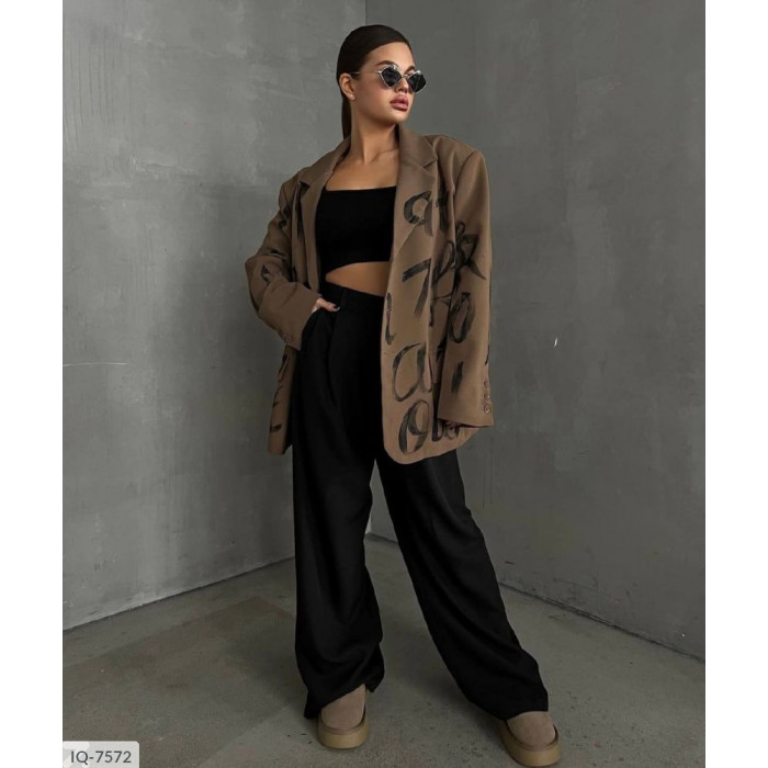 Модні образи зі штанами IQ-7572 — обери свій стиль