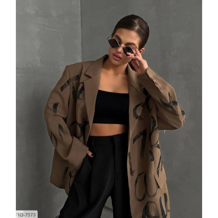 Модні образи зі штанами IQ-7573 — обери свій стиль