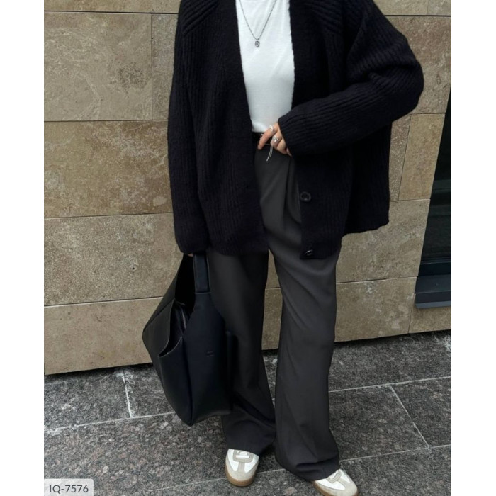 Жіночі штани IQ-7576 — тренди сезону 2025