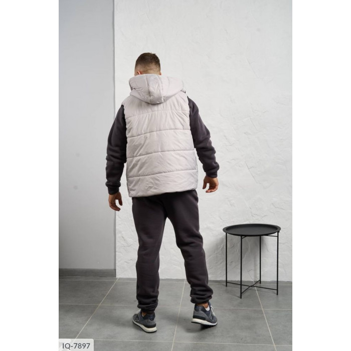 Модні костюми IQ-7897 — твій вибір