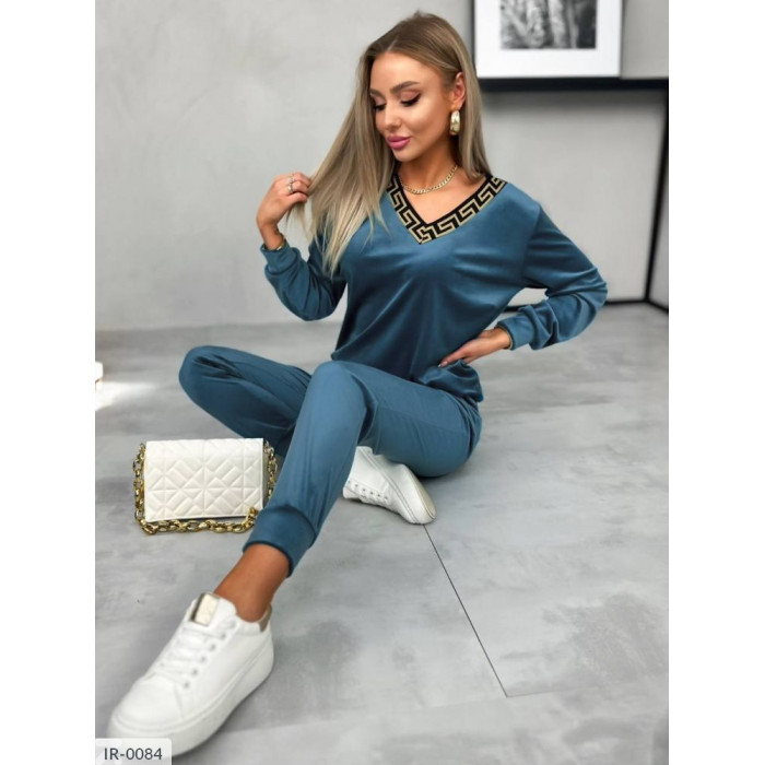 Костюми Plus Size IR-0084 — ідеальні для щоденних образів