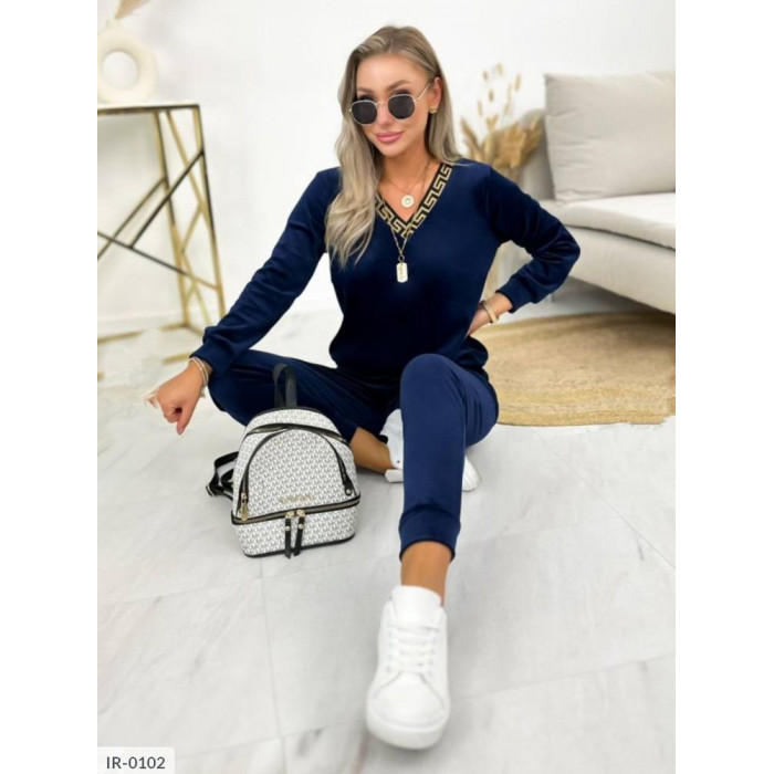 Костюми Plus Size IR-0102 — зручність і впевненість