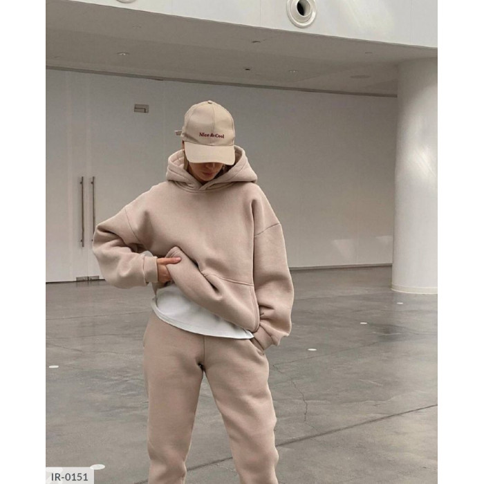 Жіночі костюми Odessa Moda IR-0151 — стиль і впевненість