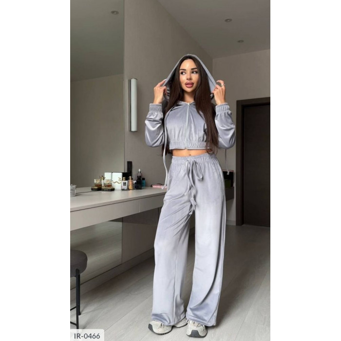 Модні костюми для прогулянок і відпочинку IR-0466 — легкість у кожному русі