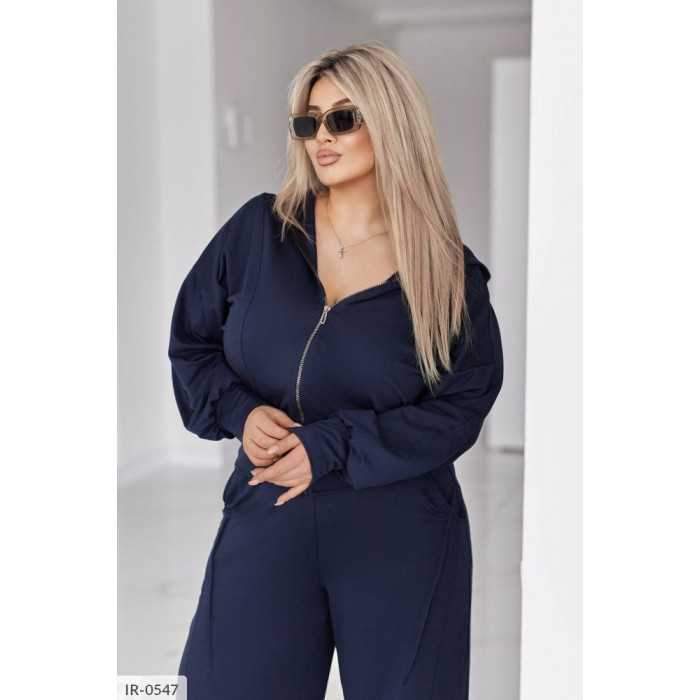 Жіночі прогулянкові костюми IR-0547 — елегантність у кожному русі