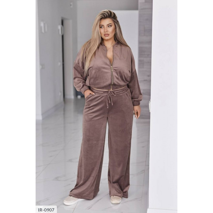 Жіночі костюми Plus Size IR-0907 — впевненість і стиль