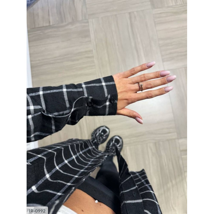 Модні блузки 2025 IR-0992 — тренди сезону для сучасних жінок