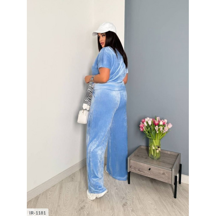 Жіночі прогулянкові костюми IR-1181 — елегантність у кожному русі