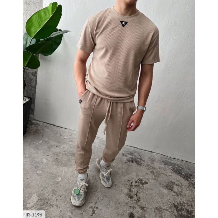 Модні костюми IR-1196 — твій вибір