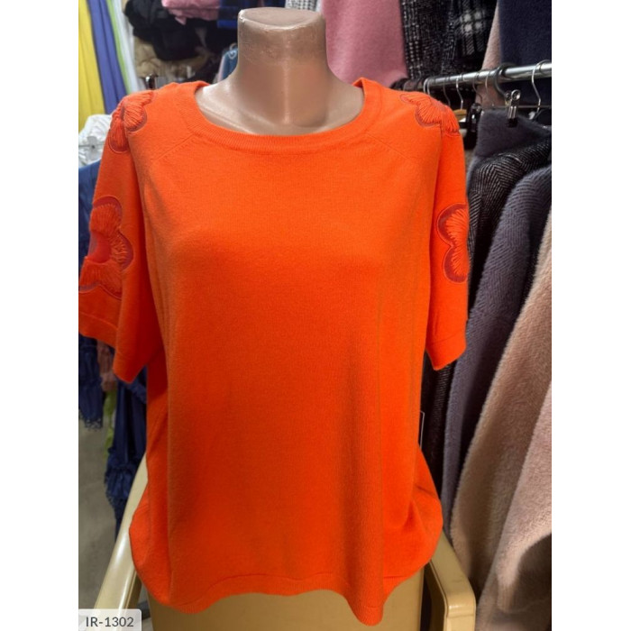 Светри XL+ IR-1302 — мода для будь-якої фігури