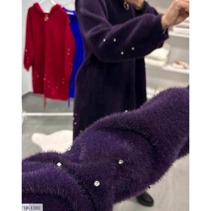 Верхній одяг великого розміру IR-1380 — тепло і стиль