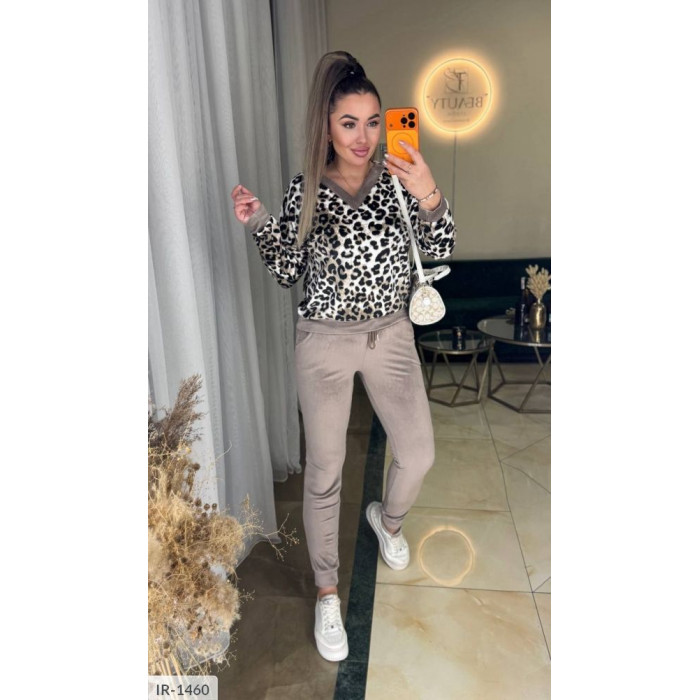 Костюми Plus Size IR-1460 — зручність і впевненість