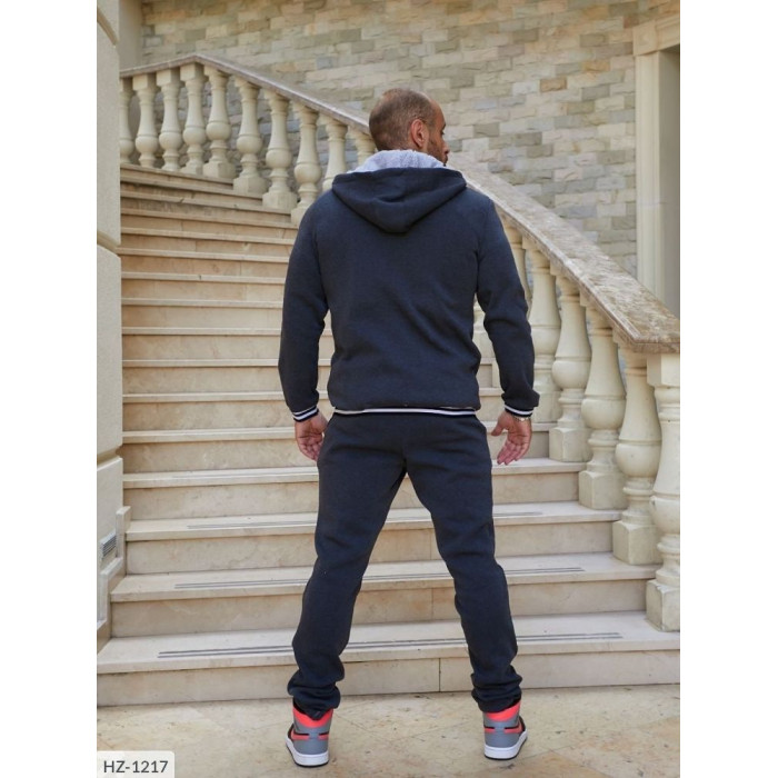 Чоловічий гардероб HZ-1217 — комфорт і елегантність