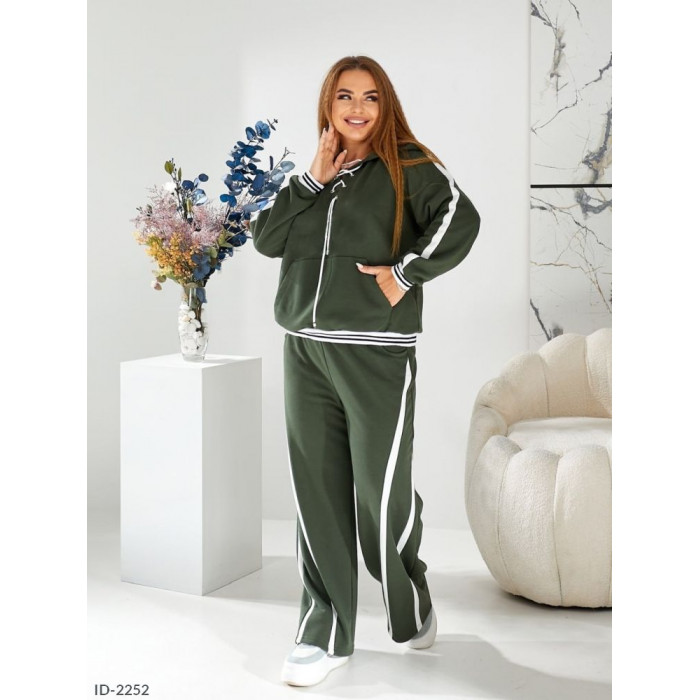Жіночі прогулянкові костюми ID-2252 — елегантність у кожному русі
