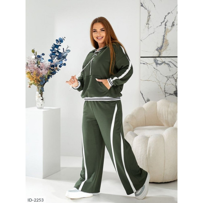 Модні прогулянкові костюми великого розміру ID-2253 — комфорт і стиль