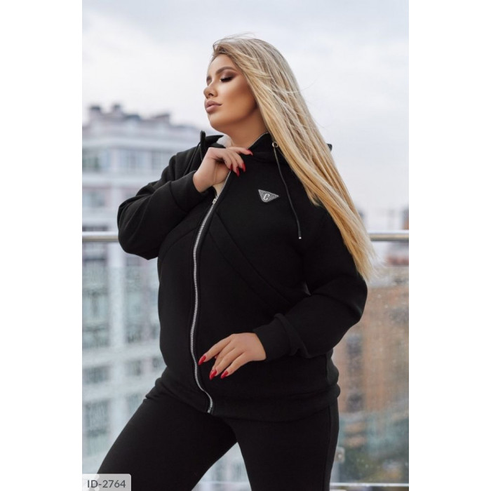 Спортивні костюми XL+ ID-2764 — свобода руху Спортивні костюми XL+ ID-2764 — свобода руху