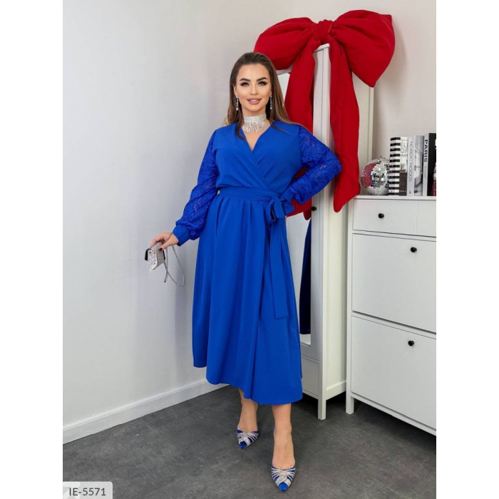 Модні образи для жінок великого розміру IE-5571