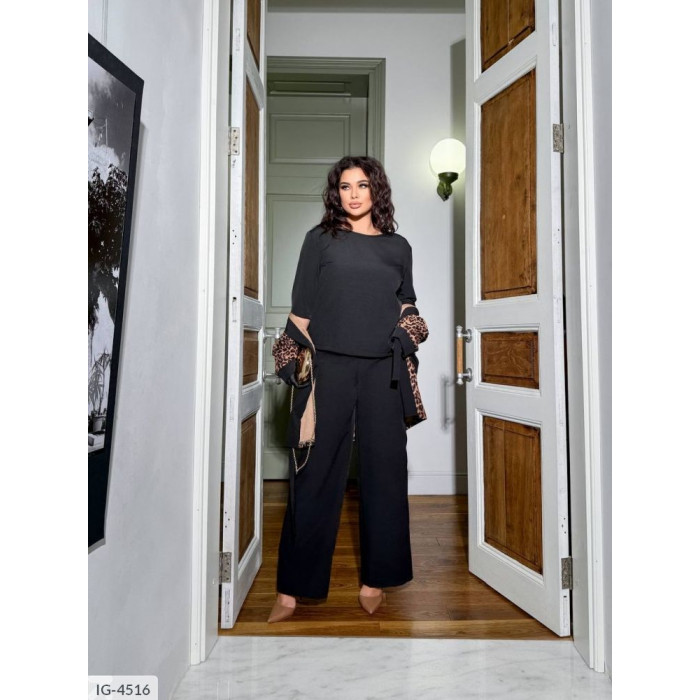 Костюми великого розміру IG-4516 — сучасна класика