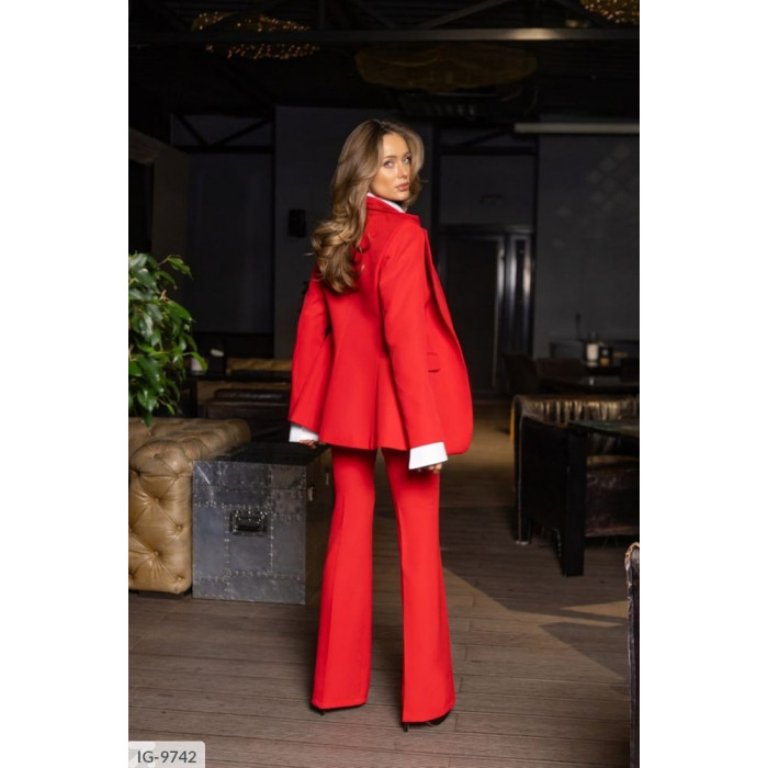 Модні костюми IG-9742 — обери свій стиль