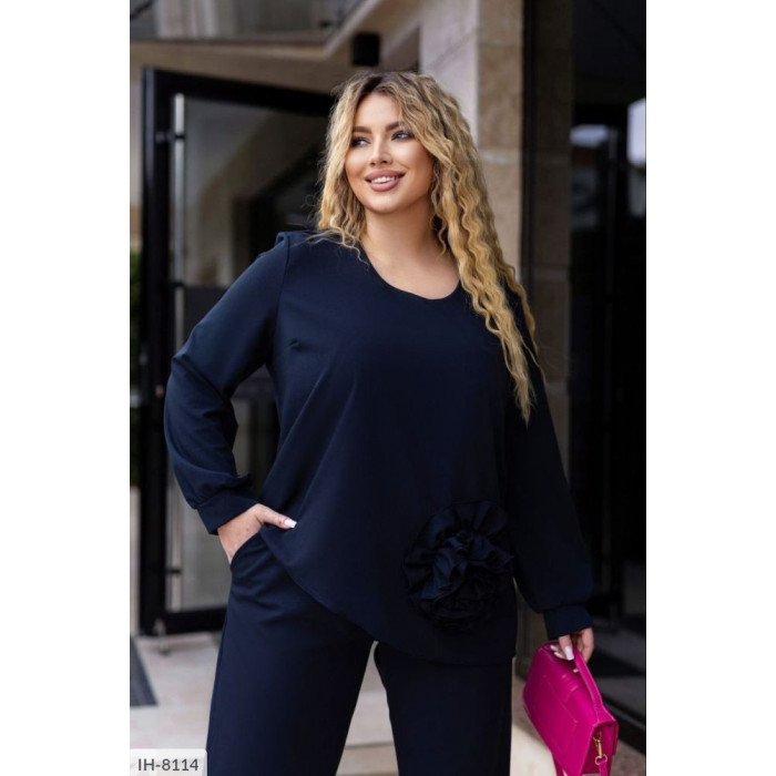 Модні костюми IH-8114 — комфорт без обмежень