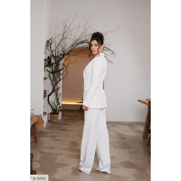 Костюми великого розміру II-5692 — тренди і мода