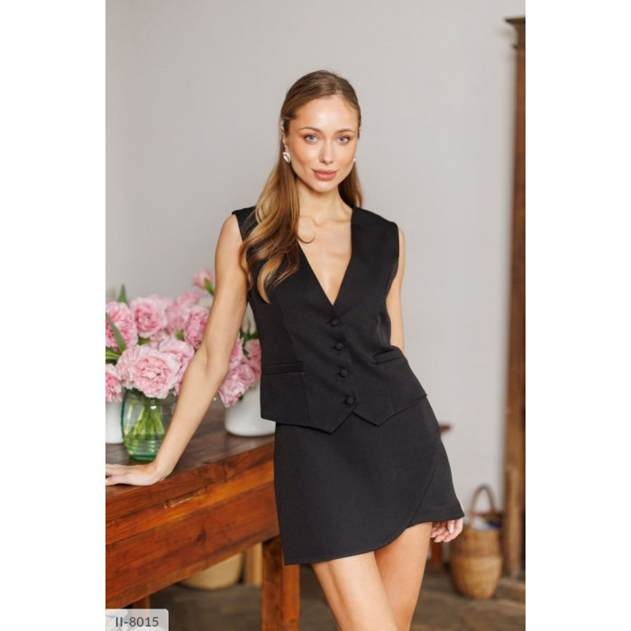 Костюми II-8015 — практичність і мода