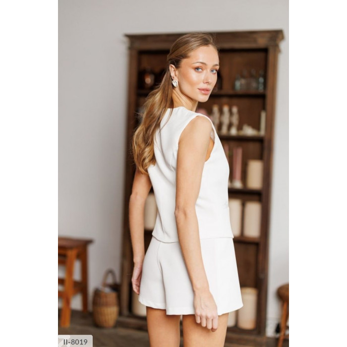 Жіночі костюми II-8019 — сучасний дизайн і комфорт