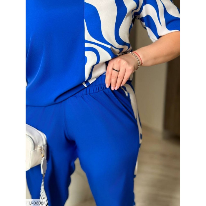 Модні костюми IJ-0608 — комфорт і краса