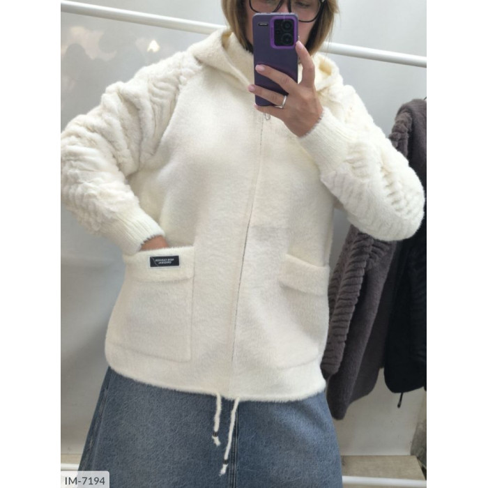 Модні куртки Plus Size IM-7194 — зручність і мода