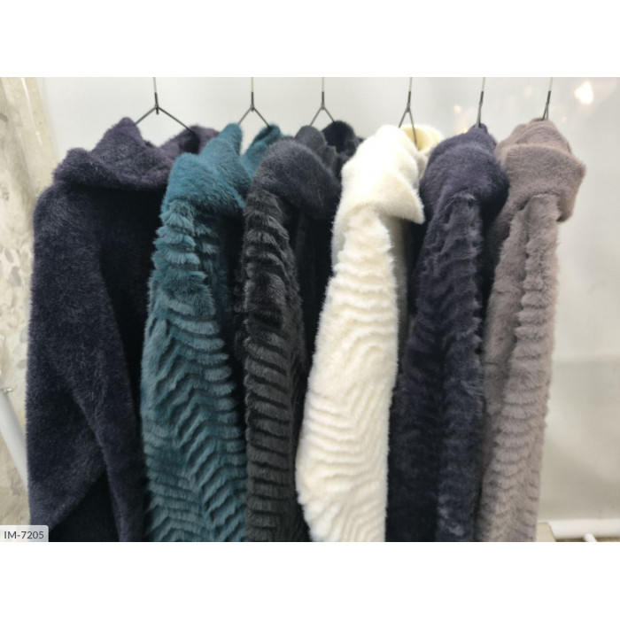 Верхній одяг IM-7205 — мода без обмежень