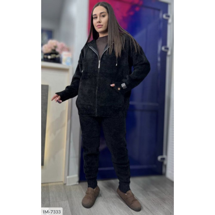 Модні костюми XL+ IM-7333 — гармонія стилю і практичності