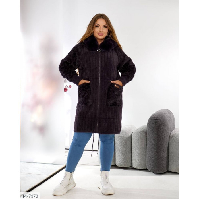 Жіночий верхній одяг Plus Size IM-7373 — тренди 2025