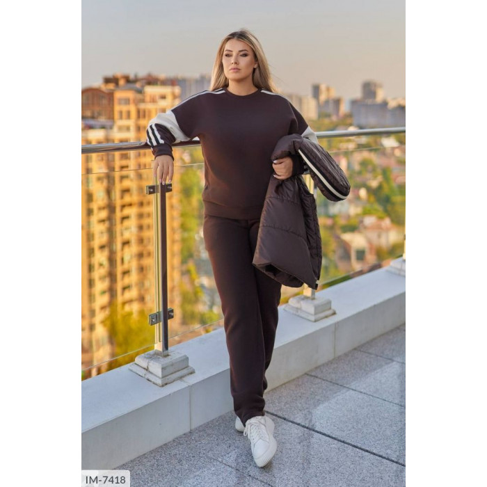 Костюми Plus Size IM-7418 — ідеальні для щоденних образів
