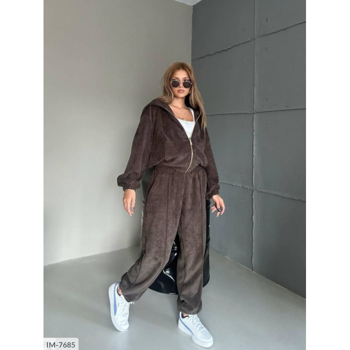 Жіночі прогулянкові костюми IM-7685 — новинки сезону