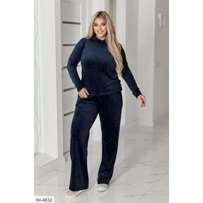 Костюми Plus Size IN-4832 — зручність і впевненість