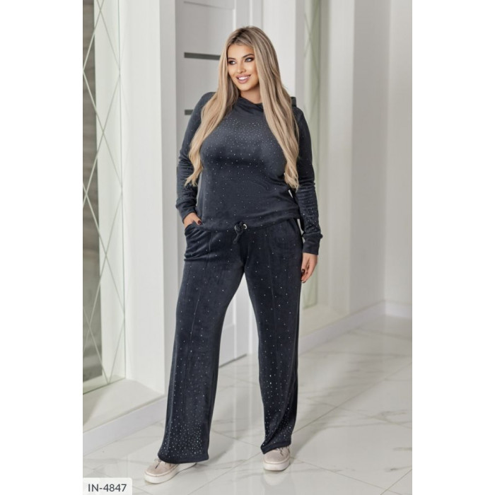 Модні костюми IN-4847 — створені для твого комфорту