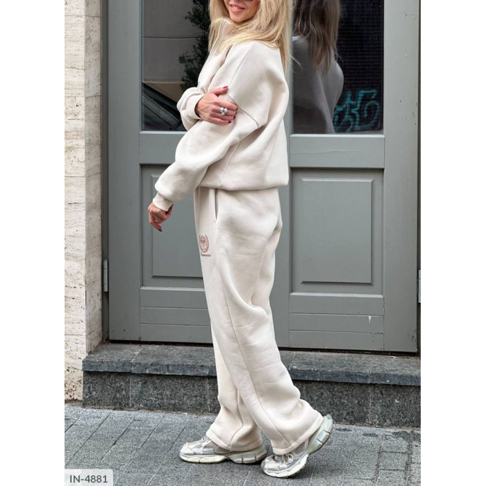 Костюми 2025 IN-4881 — трендові фасони