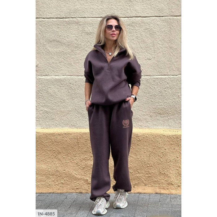 Модні костюми IN-4885 — будь у тренді
