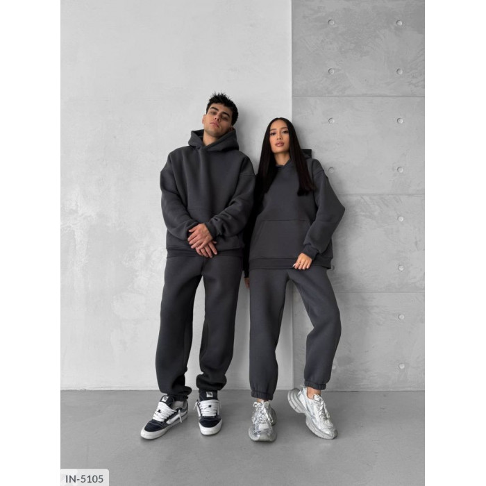 Модні костюми для спорту IN-5105 — легкість і комфорт Модні костюми для спорту IN-5105 — легкість і комфорт