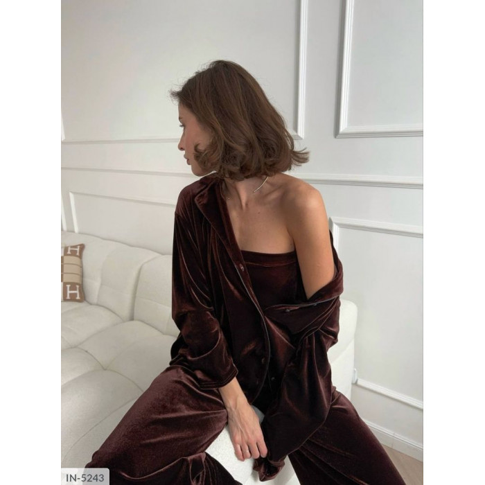 Жіночі прогулянкові костюми IN-5243 — новинки сезону