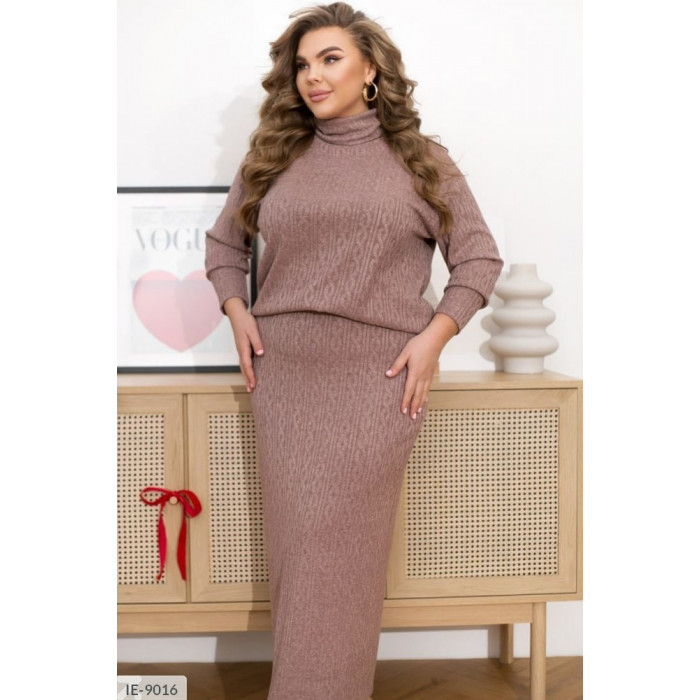 Костюми великого розміру IE-9016 — сучасна класика