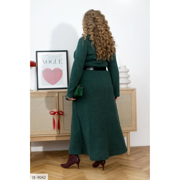 Модні образи для жінок великого розміру IE-9042 — стиль, що надихає